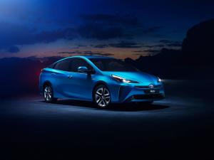 Toyota Prius 2019 года